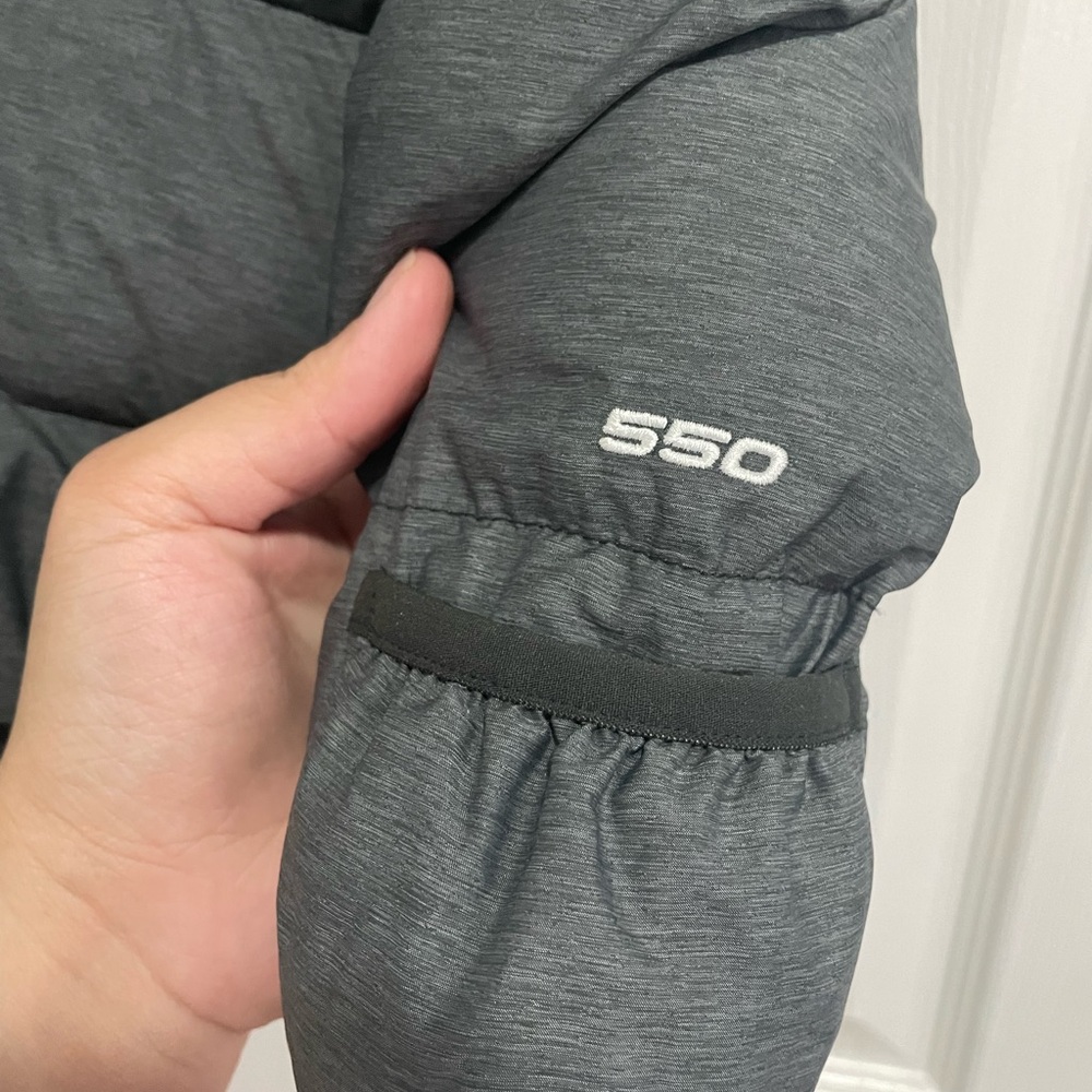 North Face 550 puffer 18-24 months gray and black zip front - Picture 3 of 5